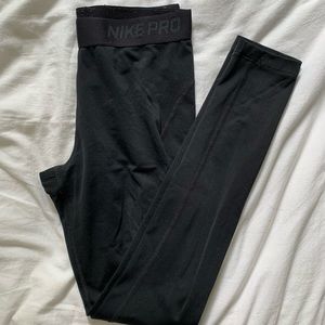 Black Nike Pro Leggings